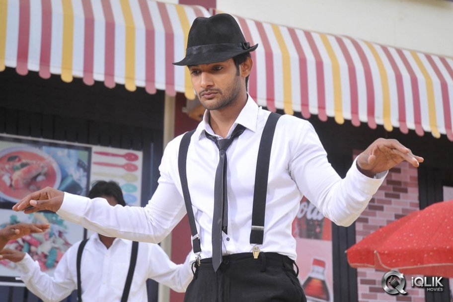 Pyaar Mein Padipoyane